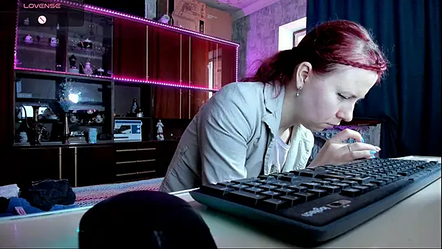 pa1e pr1ncess online show from 12, 2, 2025