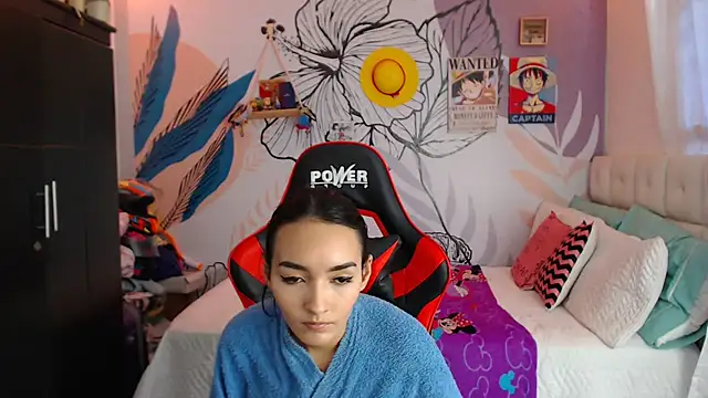 Snapshot of LinzyBaner chatting on 18, 2, 2025 LinzyBaner online show from 18, 2, 2025