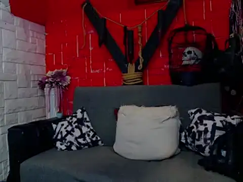 Snapshot of MistressRachelle chatting on 15, 2, 2025 MistressRachelle online show from 15, 2, 2025