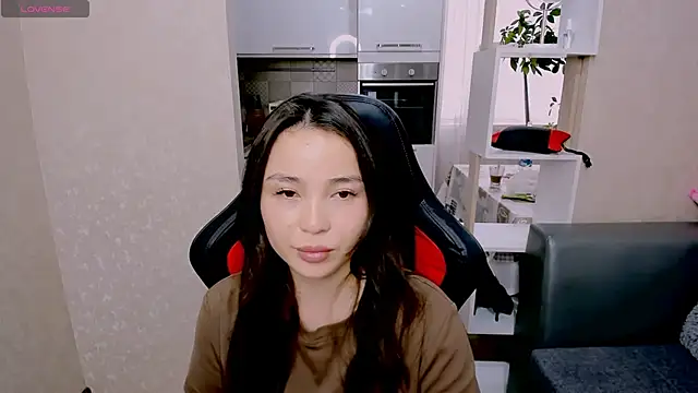 AyaMoon online show from 9, 10, 2025