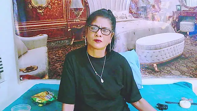 Snapshot of IndianAllure chatting on 16, 7, 2026 IndianAllure online show from 16, 7, 2026