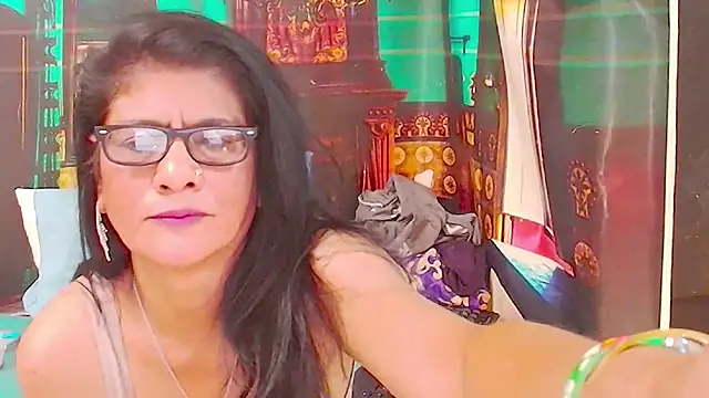 Snapshot of IndianAllure chatting on 28, 7, 2026 IndianAllure online show from 28, 7, 2026