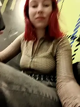 Frost foxy online show from 4, 3, 2025