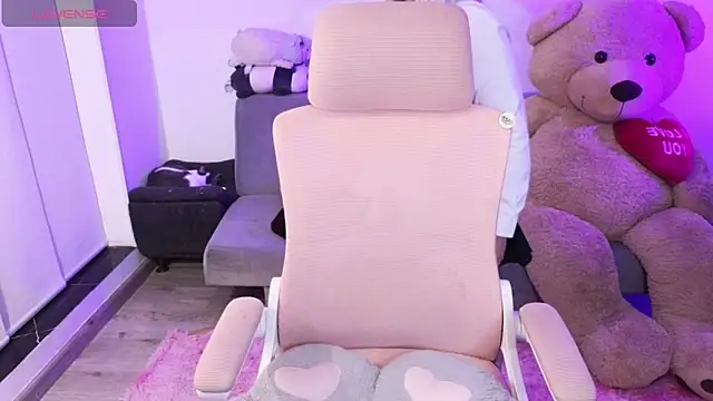 KuroChan420 online show from 27, 2, 2026