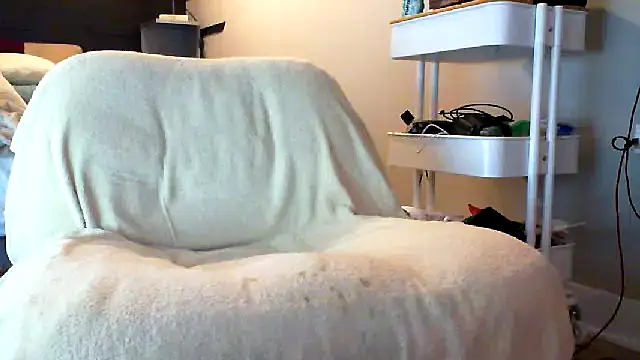 Snapshot of eurodiznee chatting on 17, 7, 2026 eurodiznee online show from 17, 7, 2026