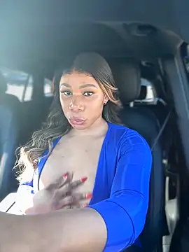 Snapshot of Belle___ chatting on 1, 2, 2025 Belle online show from 1, 2, 2025