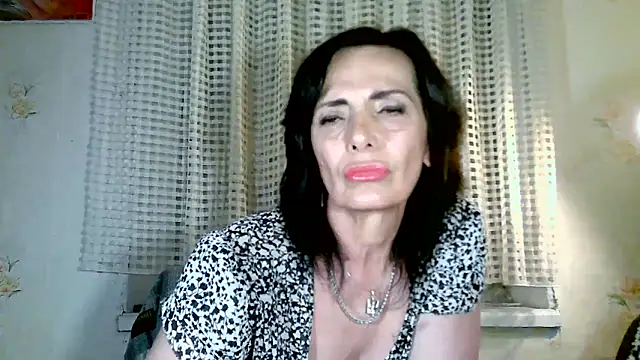 Snapshot of DreamMarianna chatting on 9, 6, 2026 DreamMarianna online show from 9, 6, 2026