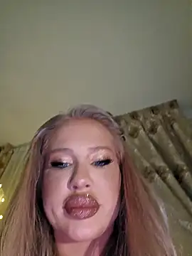 Snapshot of AlmaGraceX chatting on 31, 12, 2024 AlmaGraceX online show from 31, 12, 2024