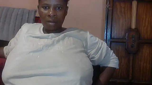 Snapshot of Choco-Coco10 chatting on 4, 2, 2026 Choco-Coco10 online show from 4, 2, 2026