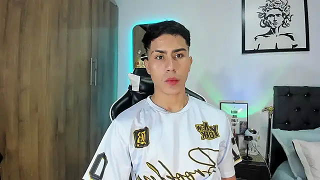 AlanNaughty online show from 4, 3, 2026