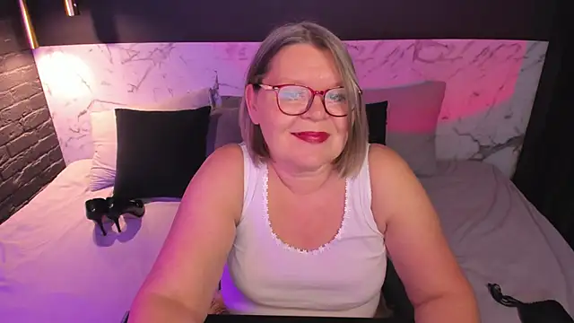 Shannonshine online show from 5, 11, 2025