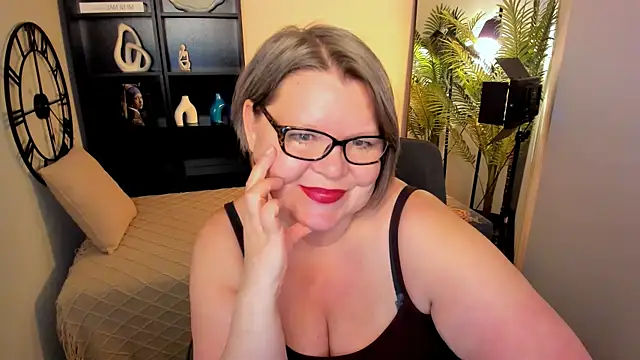 Snapshot of Shannonshine chatting on 18, 6, 2026 Shannonshine online show from 18, 6, 2026