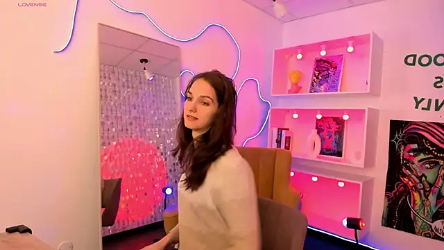 MirandaGlow online show from 25, 4, 2026