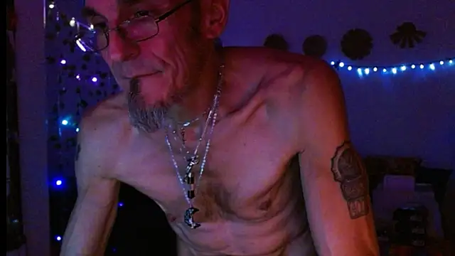 Snapshot of mycock2474u chatting on 3, 3, 2025 mycock2474u online show from 3, 3, 2025