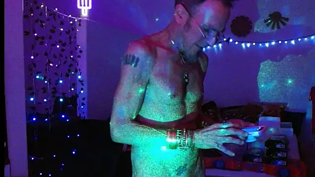 Snapshot of mycock2474u chatting on 4, 3, 2025 mycock2474u online show from 4, 3, 2025