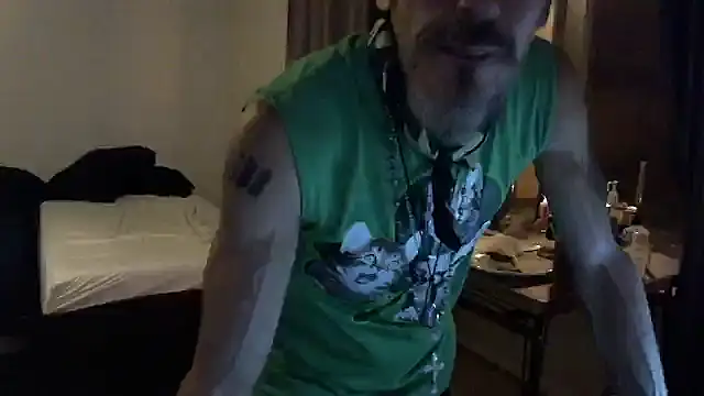 Snapshot of mycock2474u chatting on 15, 10, 2025 mycock2474u online show from 15, 10, 2025