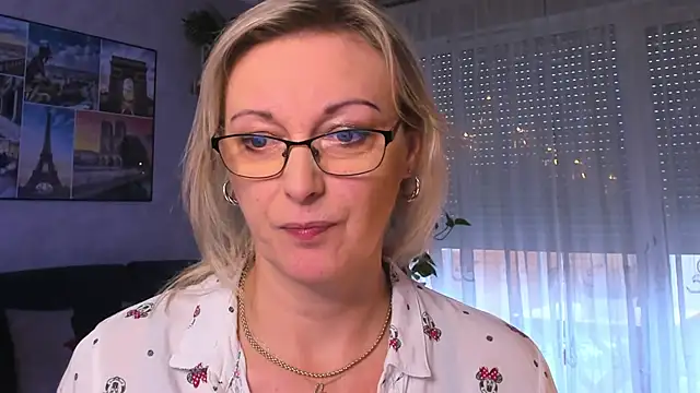 vanessa chat online show from 5, 1, 2025