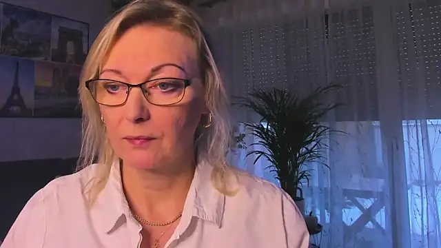 vanessa chat online show from 30, 11, 2025