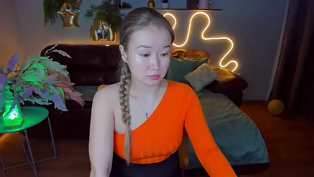 PollyOcean online show from 5, 1, 2025