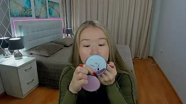 PollyOcean online show from 30, 1, 2025