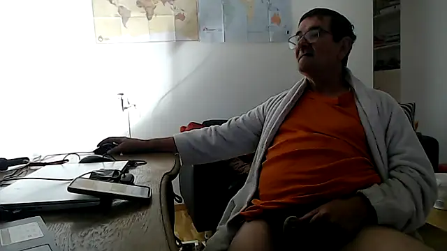 Snapshot of silvio-aus-luzern-CH chatting on 28, 7, 2026 silvio-aus-luzern-CH online show from 28, 7, 2026