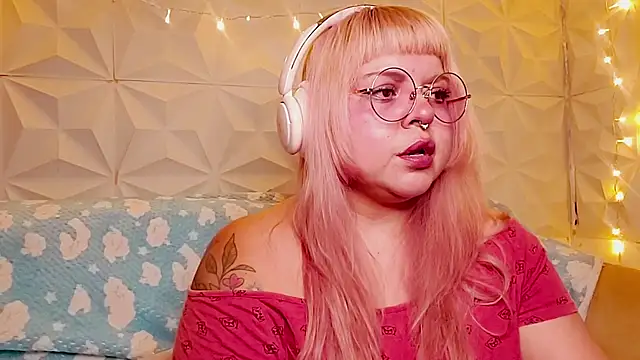 Satyn doll online show from 15, 5, 2026