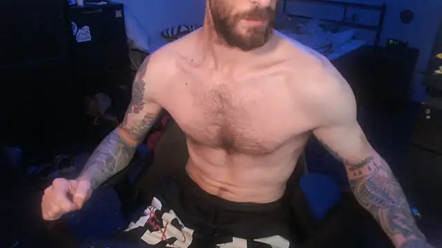 SexxxyLouis online show from 20, 9, 2025