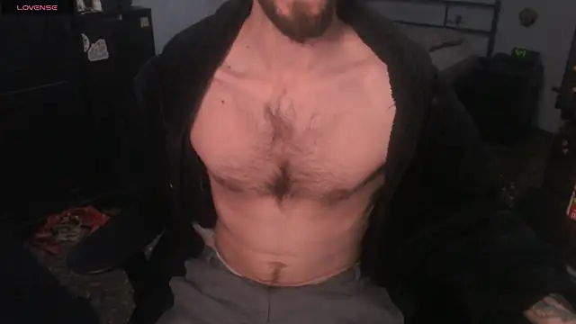 SexxxyLouis online show from 18, 12, 2025