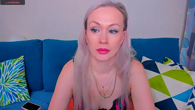 EllenMoore online show from 14, 9, 2025