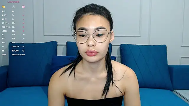 Snapshot of kwana_colada chatting on 7, 10, 2025 kwana colada online show from 7, 10, 2025