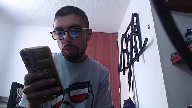 fvckolombianguyy online show from 12, 3, 2025