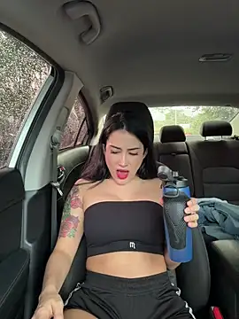 Snapshot of CATALINA_RESTREPO chatting on 7, 1, 2026 CATALINA RESTREPO online show from 7, 1, 2026