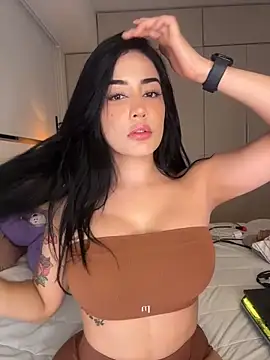 Snapshot of CATALINA_RESTREPO chatting on 2, 3, 2026 CATALINA RESTREPO online show from 2, 3, 2026