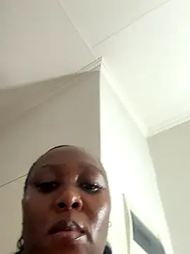 Bootyliciouse21X online show from 21, 12, 2025