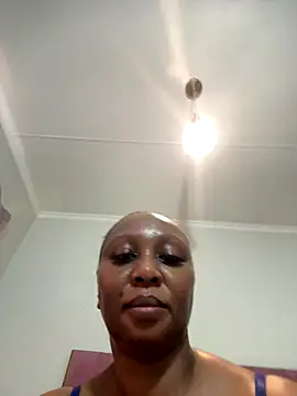 Bootyliciouse21X online show from 6, 1, 2026