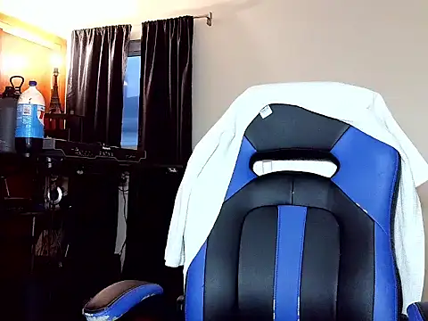 longdick4you8686 online show from 19, 3, 2026