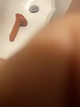 Snapshot of tunneltom chatting on 12, 2, 2026 tunneltom online show from 12, 2, 2026