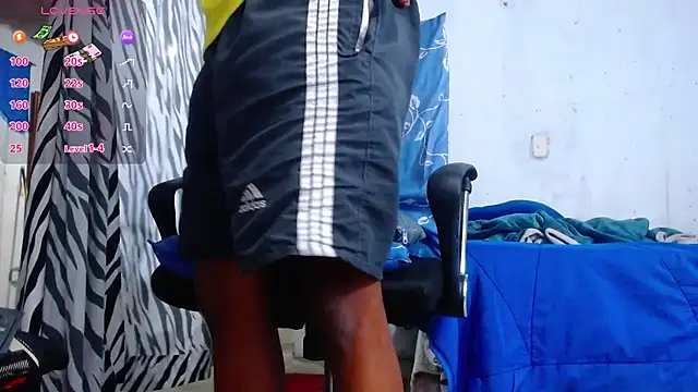 Snapshot of kilian_xx chatting on 6, 4, 2026 kilian xx online show from 6, 4, 2026