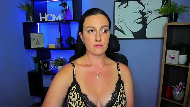 Snapshot of FUN_AMI chatting on 12, 5, 2026 FUN AMI online show from 12, 5, 2026