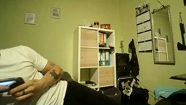 Snapshot of NiceHunter89 chatting on 26, 5, 2026 NiceHunter89 online show from 26, 5, 2026