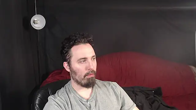 Snapshot of Metalstud chatting on 9, 3, 2025 Metalstud online show from 9, 3, 2025