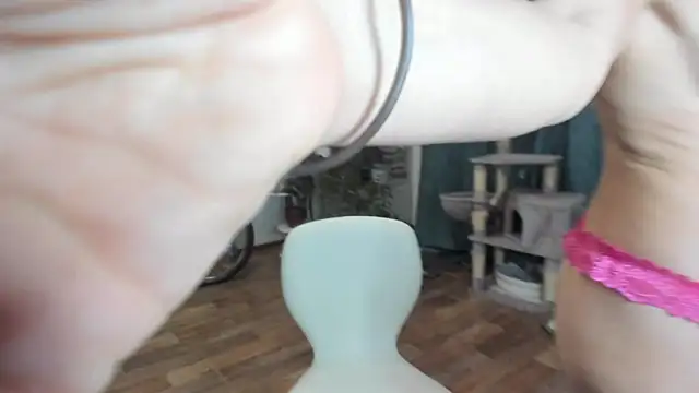 Snapshot of Constancia_pure chatting on 5, 12, 2024 Constancia pure online show from 5, 12, 2024