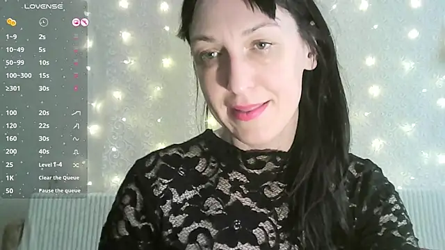 MarieODahliaS online show from 28, 2, 2025