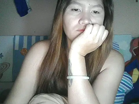 Snapshot of leamorena chatting on 1, 2, 2026 leamorena online show from 1, 2, 2026