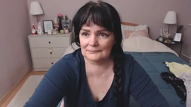 Snapshot of LeveMe2Nightt chatting on 30, 12, 2024 LeveMe2Nightt online show from 30, 12, 2024