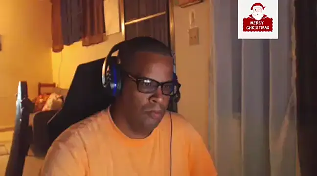 Snapshot of thesugar32 chatting on 2, 12, 2024 thesugar32 online show from 2, 12, 2024