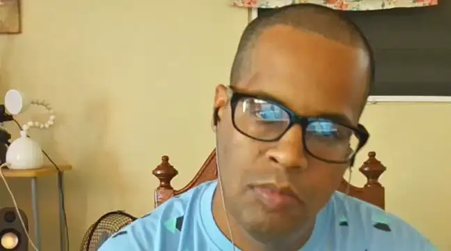 Snapshot of thesugar32 chatting on 4, 1, 2025 thesugar32 online show from 4, 1, 2025