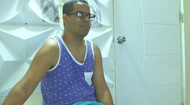 Snapshot of thesugar32 chatting on 24, 1, 2025 thesugar32 online show from 24, 1, 2025