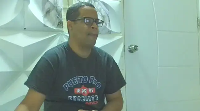 Snapshot of thesugar32 chatting on 5, 3, 2025 thesugar32 online show from 5, 3, 2025