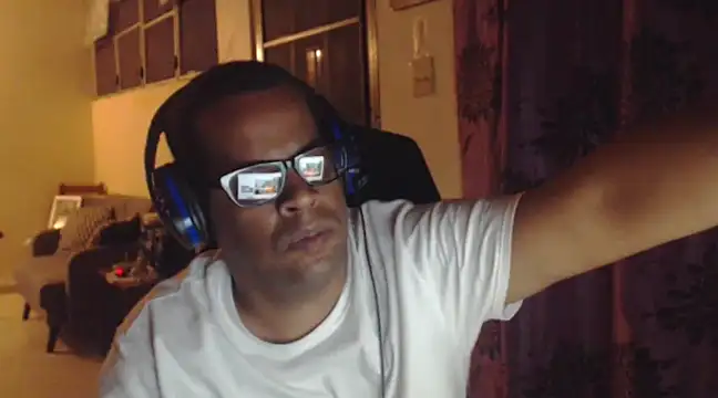 Snapshot of thesugar32 chatting on 8, 3, 2025 thesugar32 online show from 8, 3, 2025